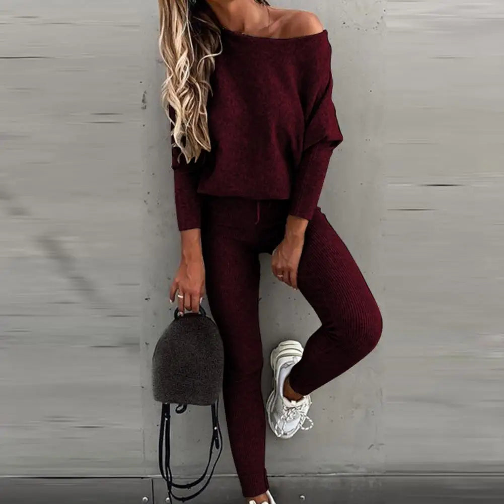 Women’s 2-Piece Tracksuit Set – Sweatshirt & Drawstring Pants